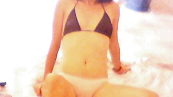 Freche Ehefrau Adriana सेक्सी पिक्चर हिंदी फिल्म Chechik fickt den Gärtner