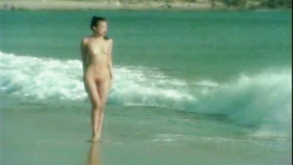 Atemberaubende सेक्सी हिंदी पिक्चर फिल्म Hure Amber Sym zeigt ihren Modelkörper