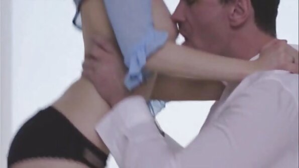 Ryan Ryans und Lilly Evans सेक्सी पिक्चर दिखाएं वीडियो में haben zusammen Spaß