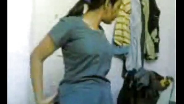 हॉट लेज़्बीयन बेब्स हिंदी सेक्सी पिक्चर ब्लू बेवकूफ़ चारों ओर के साथ टाइट पिंक पुसी
